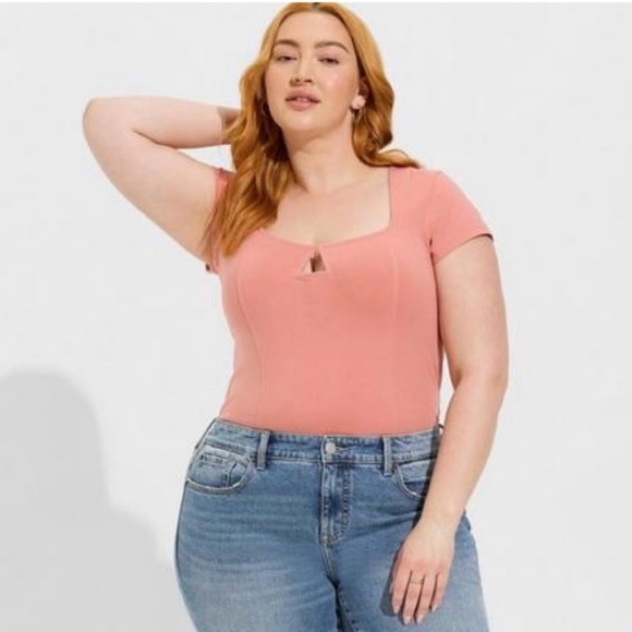 New! Torrid Foxy Notch Neck Cap Sleeve Shirt in Desert Sand Womens Size 3X - Picture 3 of 10